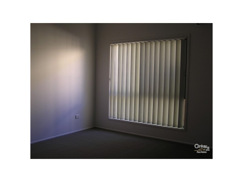 1/10 Brodiek Street, Strathpine QLD 4500