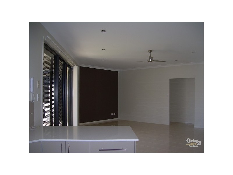 Warner QLD 4500