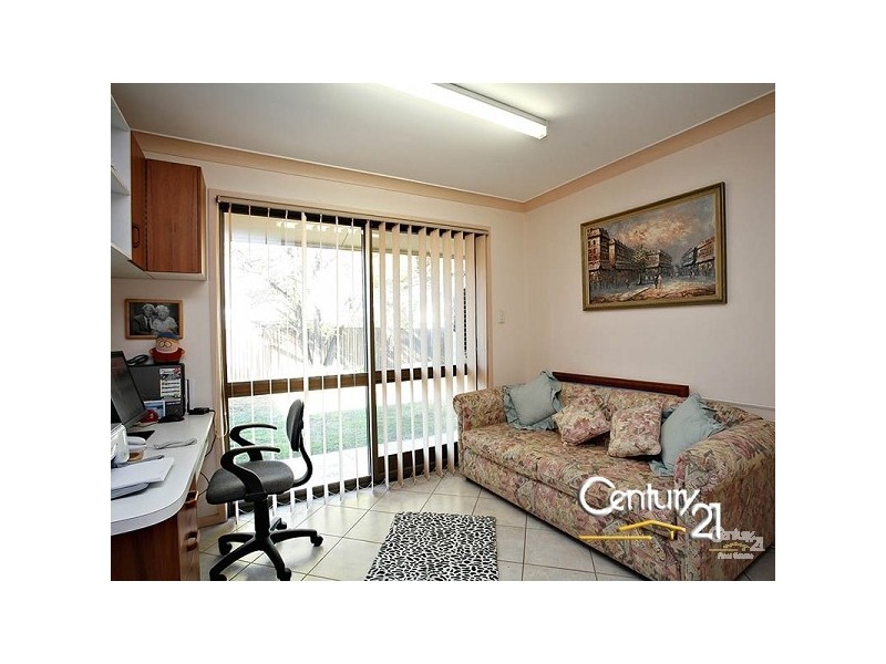 9 Rosewood Dr, Strathpine QLD 4500