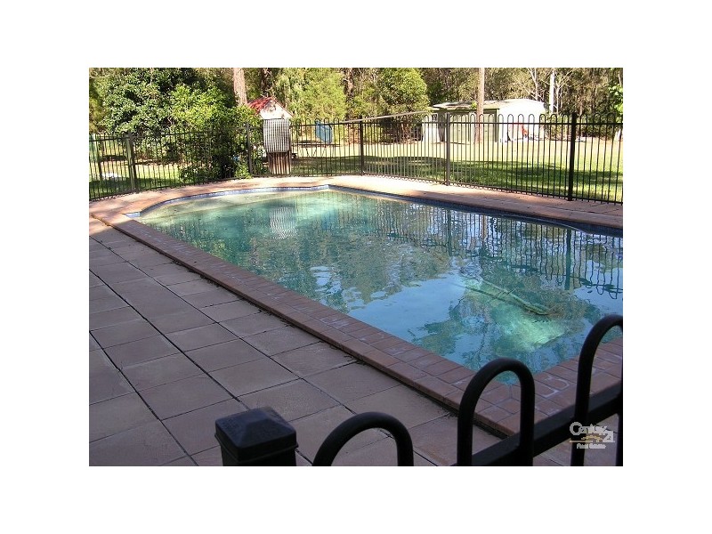 4 Kestrel Ct, Warner QLD 4500