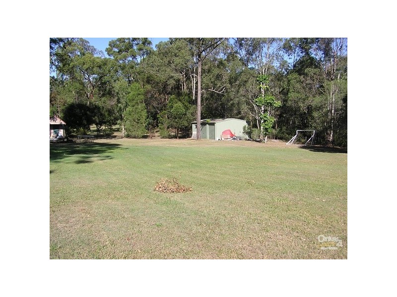 4 Kestrel Ct, Warner QLD 4500