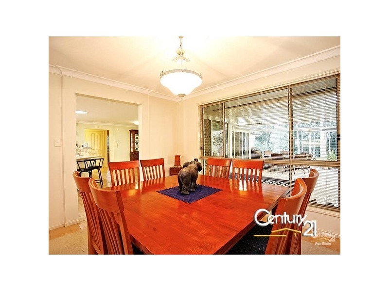 1 Pheasant Ct, Cashmere QLD 4500