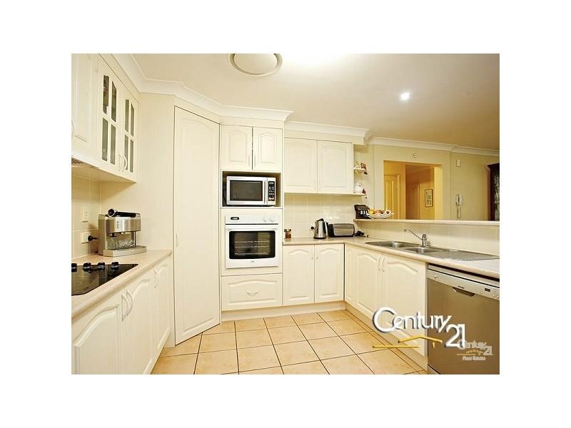 1 Pheasant Ct, Cashmere QLD 4500