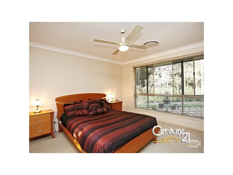 1 Pheasant Ct, Cashmere QLD 4500