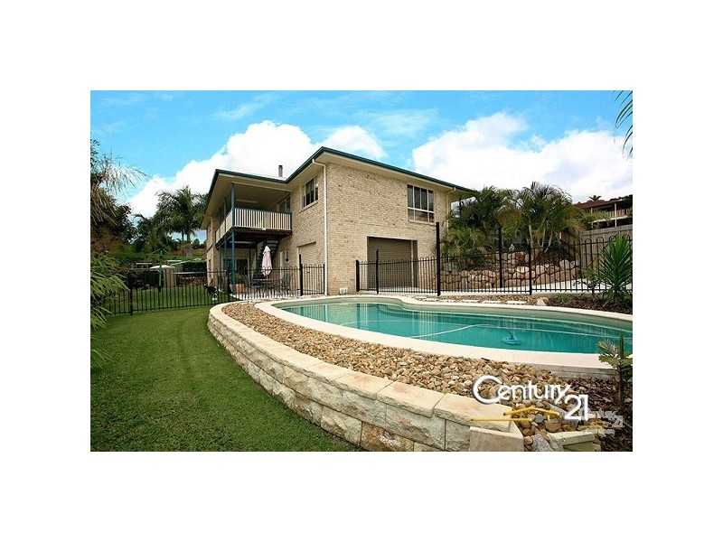 8 Gum Leaf Ct, Albany Creek QLD 4035