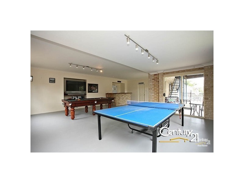 8 Gum Leaf Ct, Albany Creek QLD 4035