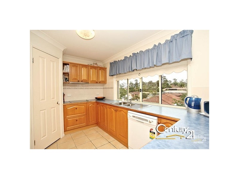 8 Gum Leaf Ct, Albany Creek QLD 4035