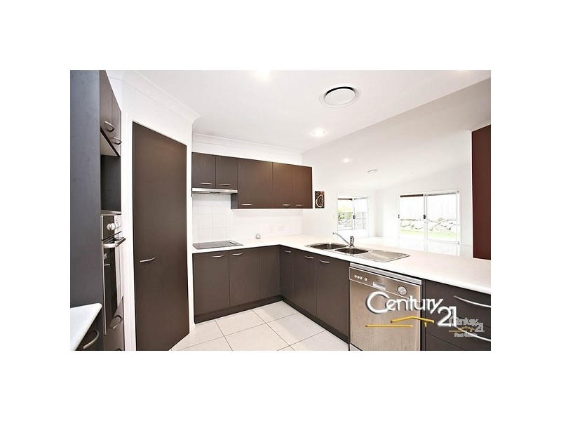 10 Lukla Ct, Warner QLD 4500
