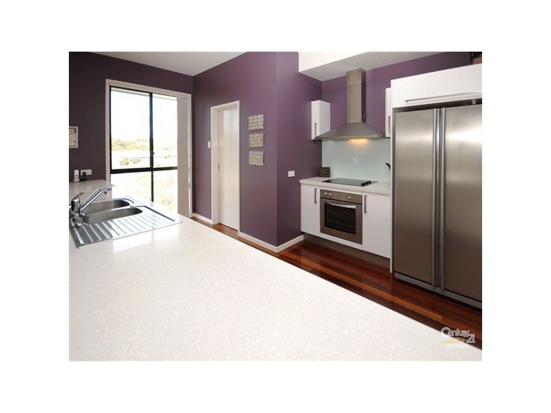 89 Corvus Dr, Cashmere QLD 4500