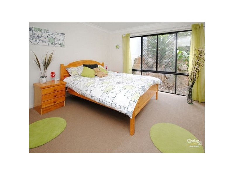89 Corvus Dr, Cashmere QLD 4500