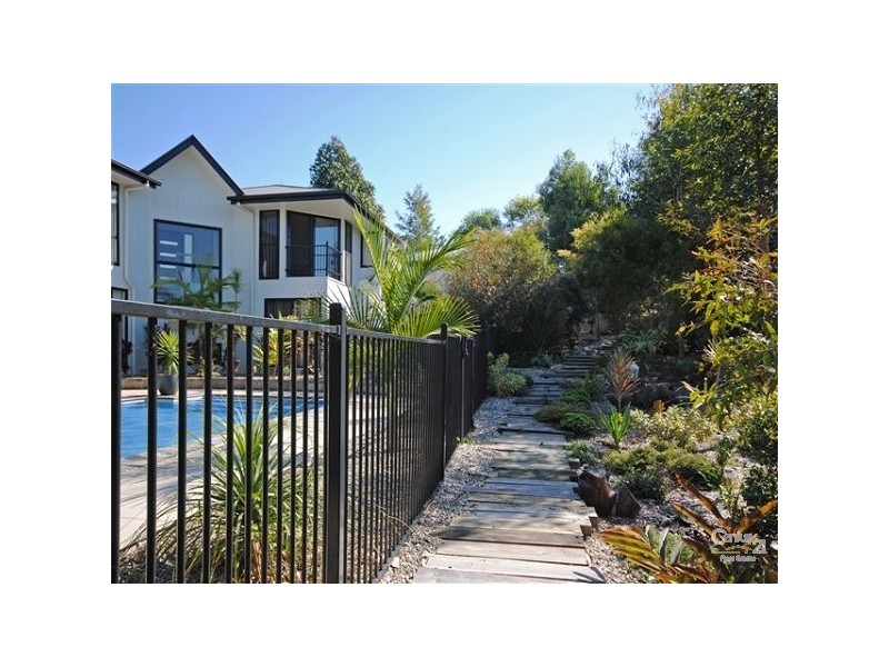 89 Corvus Dr, Cashmere QLD 4500