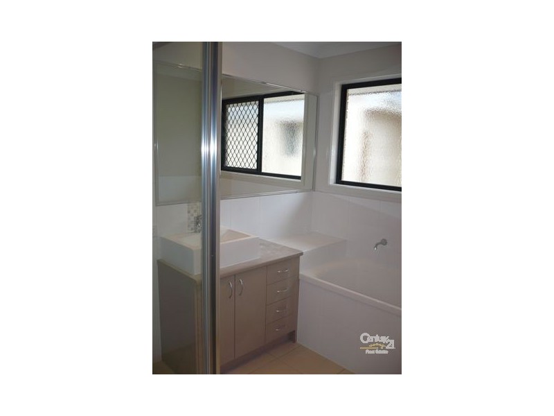 1 Perrins Cl Warner, Warner QLD 4500