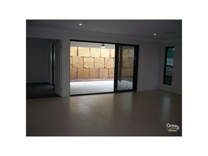 1 Perrins Cl Warner, Warner QLD 4500