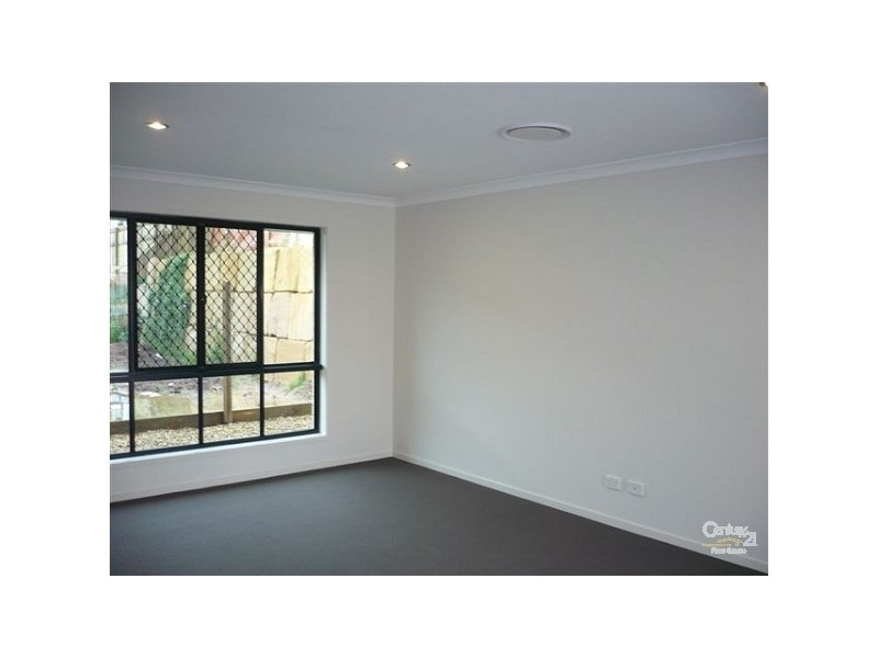 1 Perrins Cl Warner, Warner QLD 4500