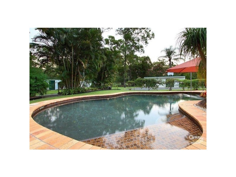 17 Gordons Crossing Rd East, Joyner QLD 4500
