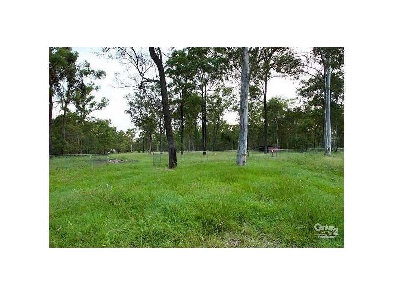 17 Gordons Crossing Rd East, Joyner QLD 4500