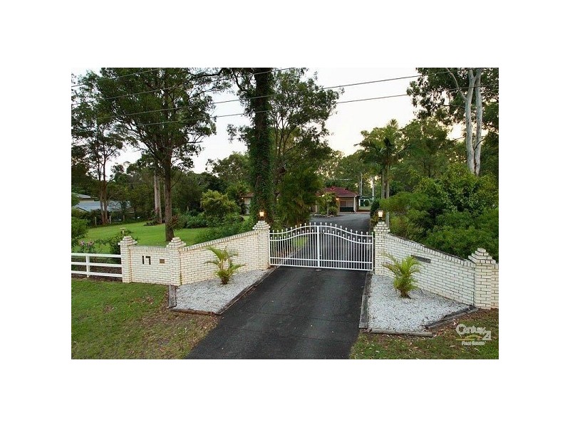 17 Gordons Crossing Rd East, Joyner QLD 4500