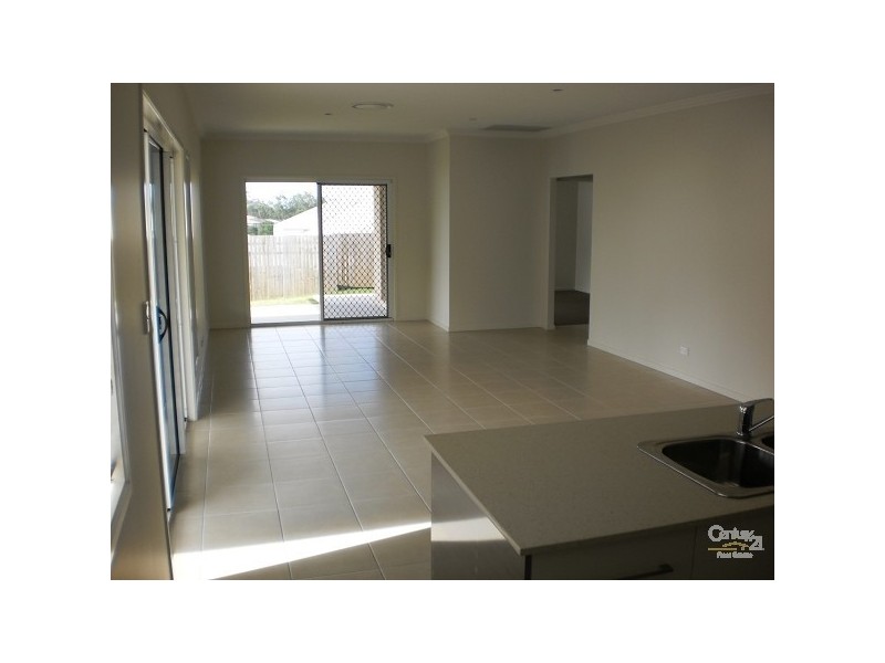 26 Winlock Cct, Warner QLD 4500