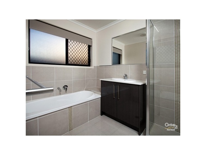 24 Caspian Pde, Warner QLD 4500