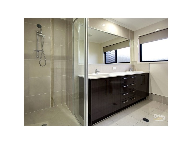 24 Caspian Pde, Warner QLD 4500