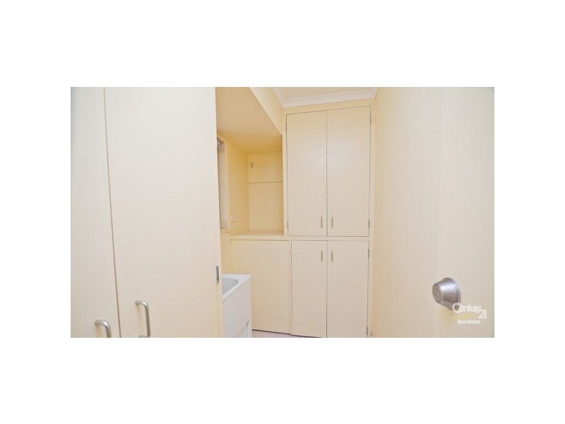 1 Rosewood Dr, Strathpine QLD 4500