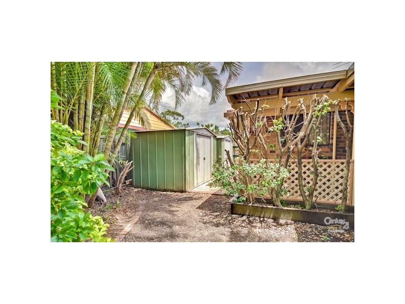 1 Rosewood Dr, Strathpine QLD 4500