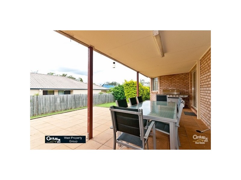 9 Sonata Dr, Warner QLD 4500