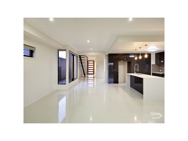 10 Rolland Pde, Warner QLD 4500
