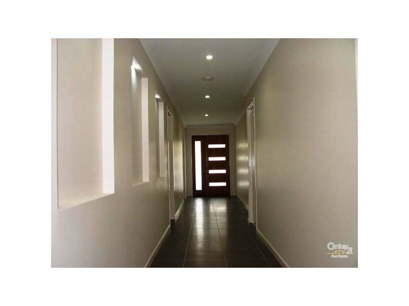 4 Caspian Pde, Warner QLD 4500