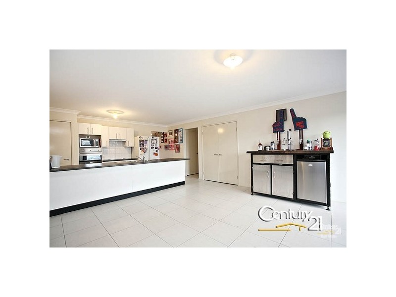6 Hillary Dr, Warner QLD 4500