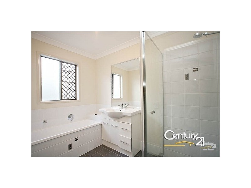 6 Hillary Dr, Warner QLD 4500