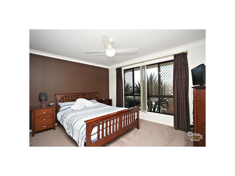 Warner QLD 4500