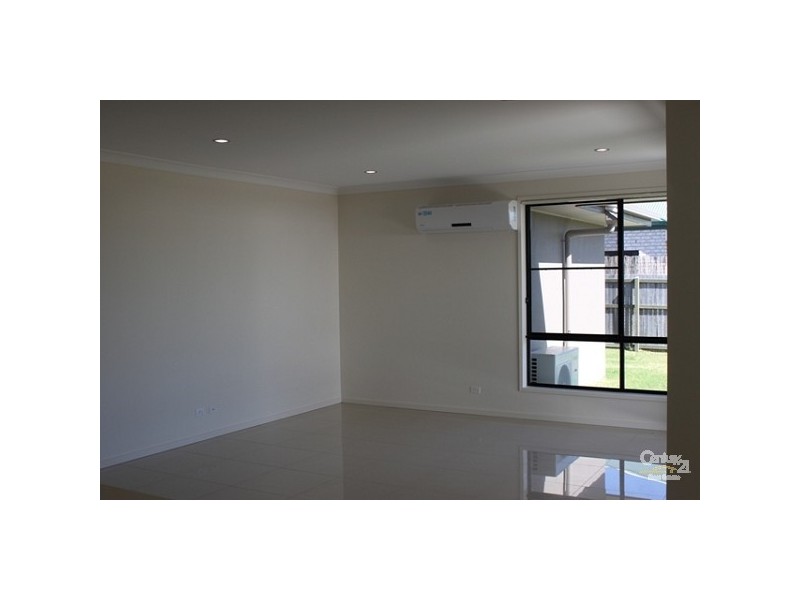 16 Morene Crescent, Warner QLD 4500