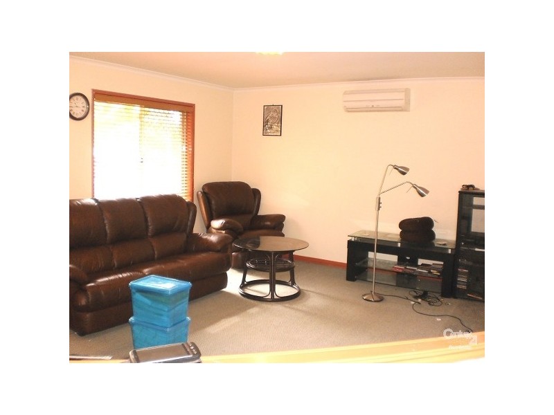 7 Tokai Court, Petrie QLD 4502