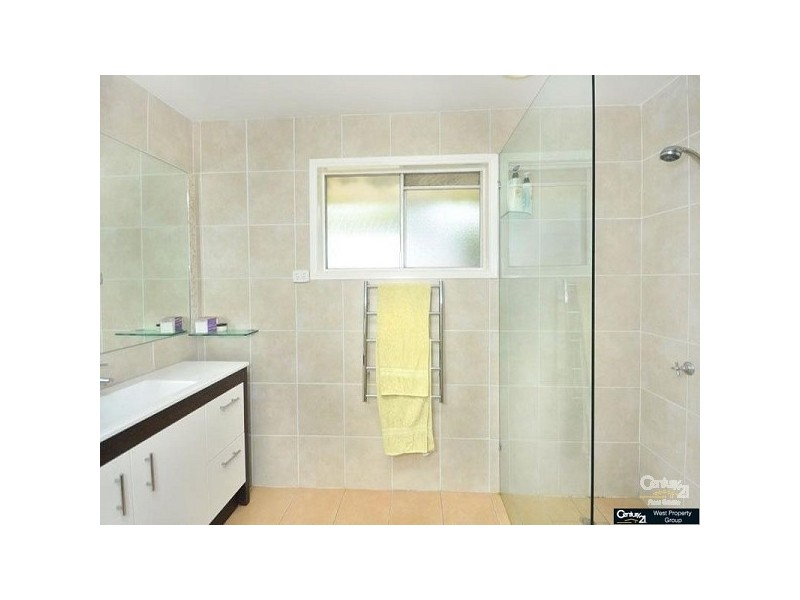 31 Heatherlea Street, Brendale QLD 4500