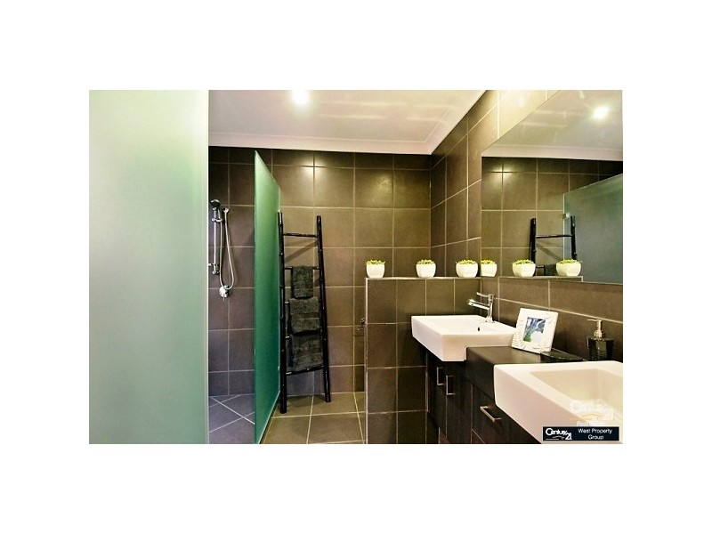 Warner QLD 4500