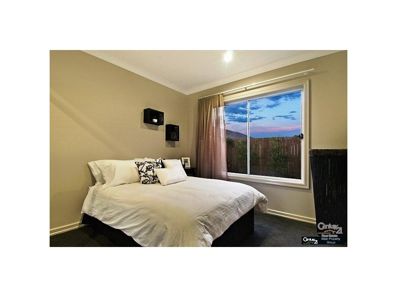 Warner QLD 4500