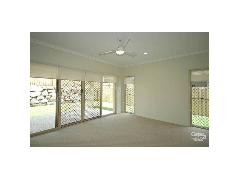 North Lakes QLD 4509