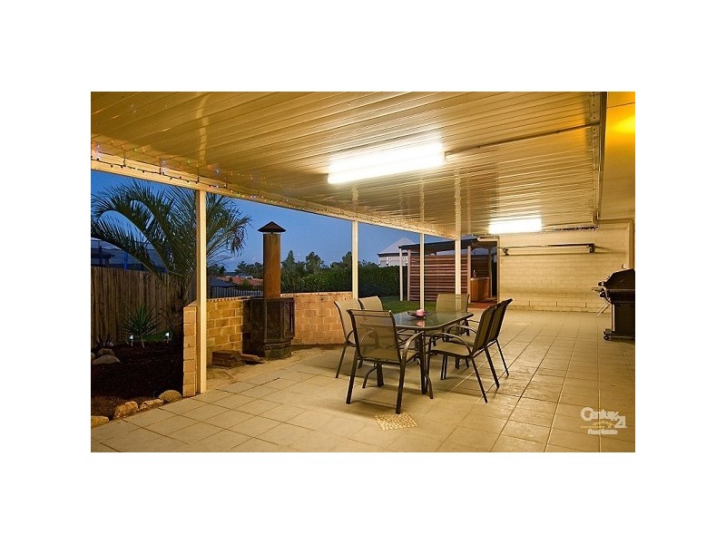 18 Hemlock Street, Warner QLD 4500