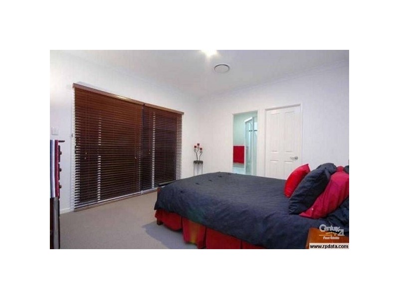 North Lakes QLD 4509