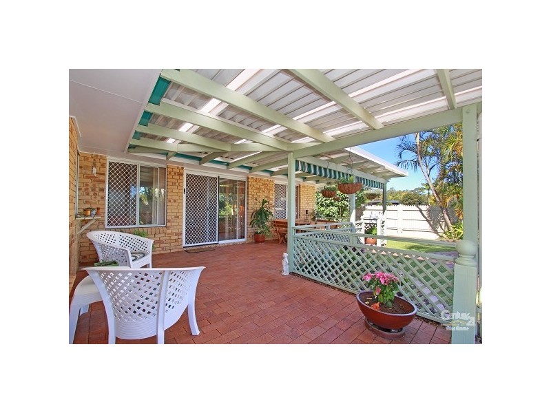 6 Peacock Street, Albany Creek QLD 4035