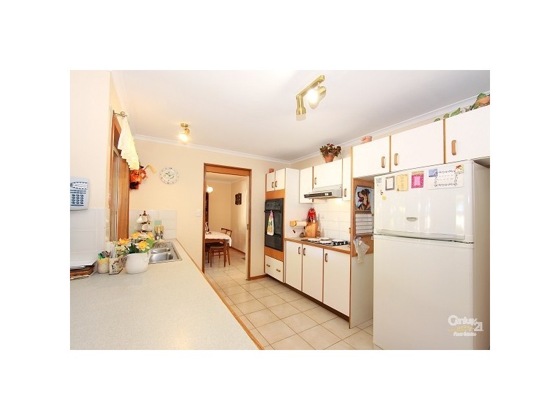 6 Peacock Street, Albany Creek QLD 4035