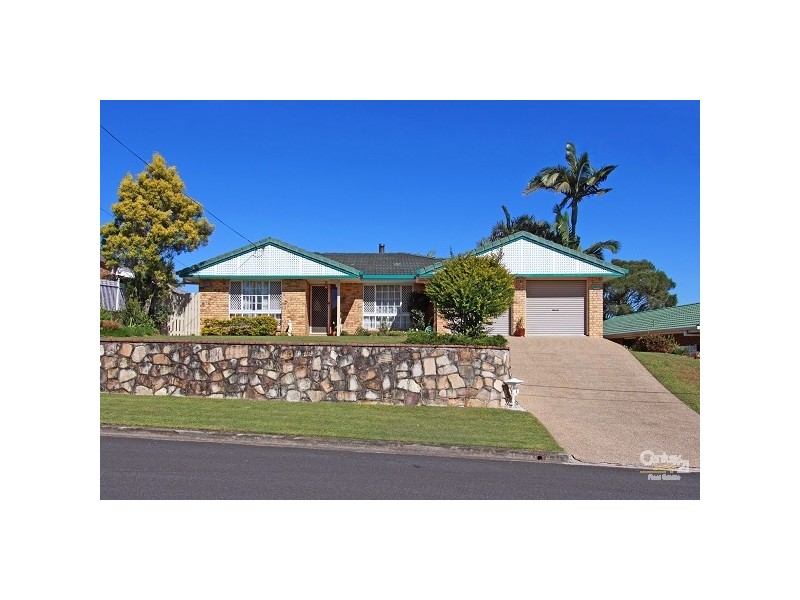 6 Peacock Street, Albany Creek QLD 4035