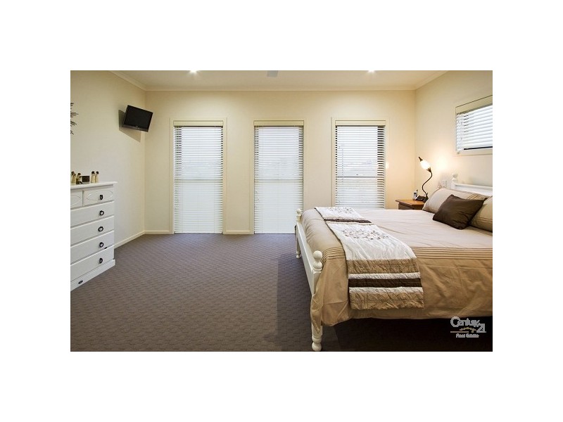 3 Winnipeg Circuit, Warner QLD 4500