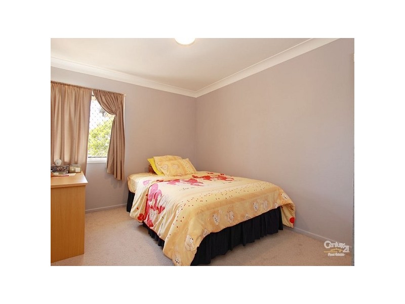 35 Chaplin Street, Stafford Heights QLD 4053