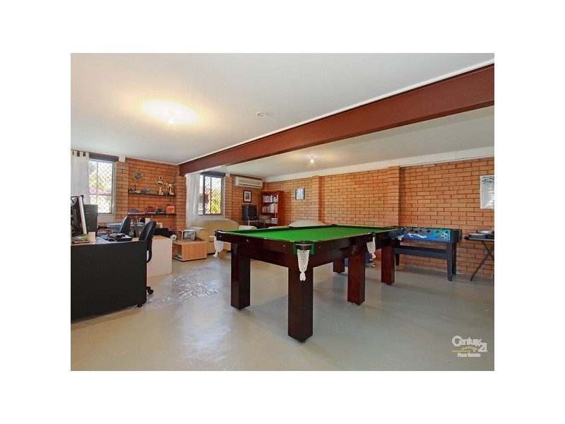 35 Chaplin Street, Stafford Heights QLD 4053