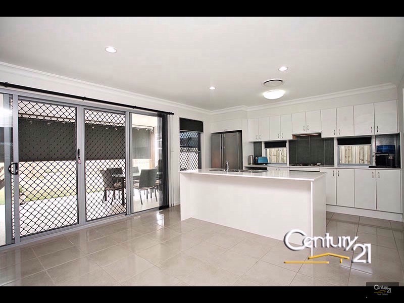 64 Swan Parade, Warner QLD 4500