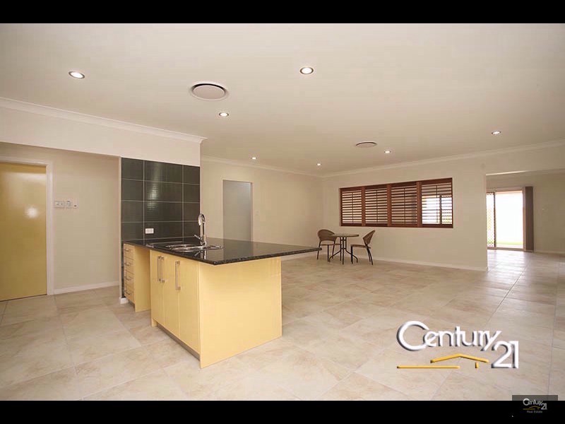 62 Rolland Parade, Warner QLD 4500