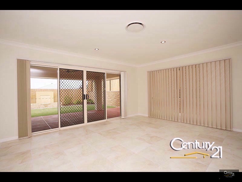 62 Rolland Parade, Warner QLD 4500