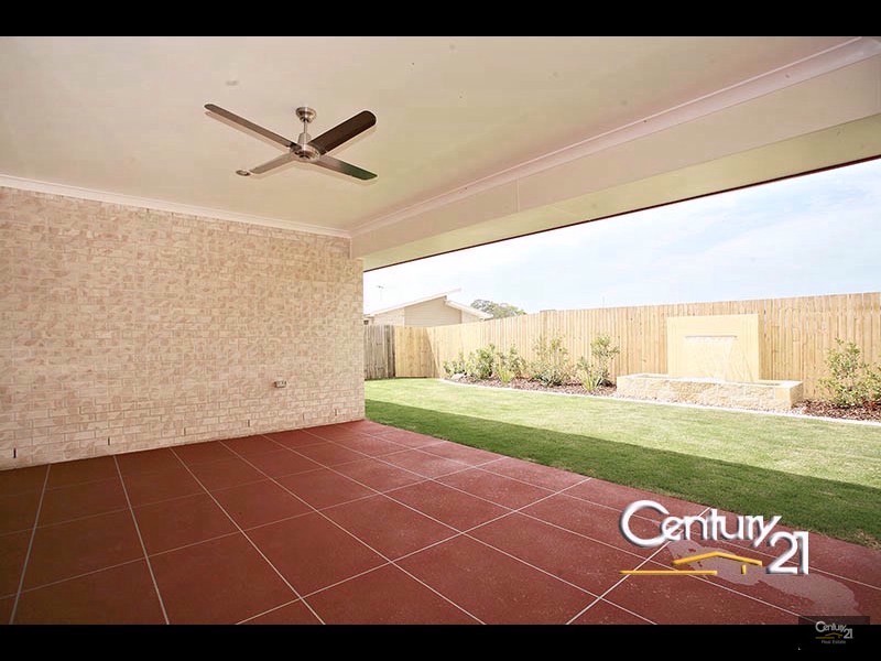 62 Rolland Parade, Warner QLD 4500
